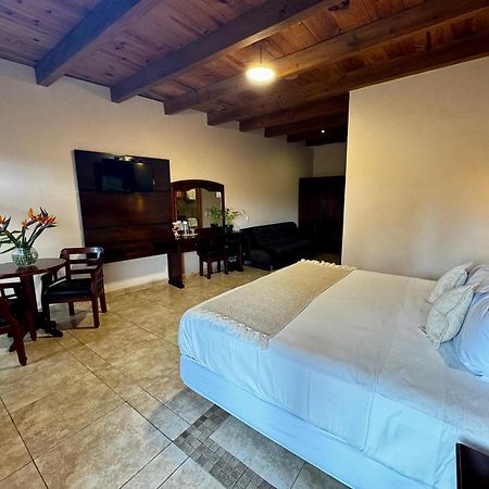 Parador Margarita San Cristóbal de Las Casas Exterior foto
