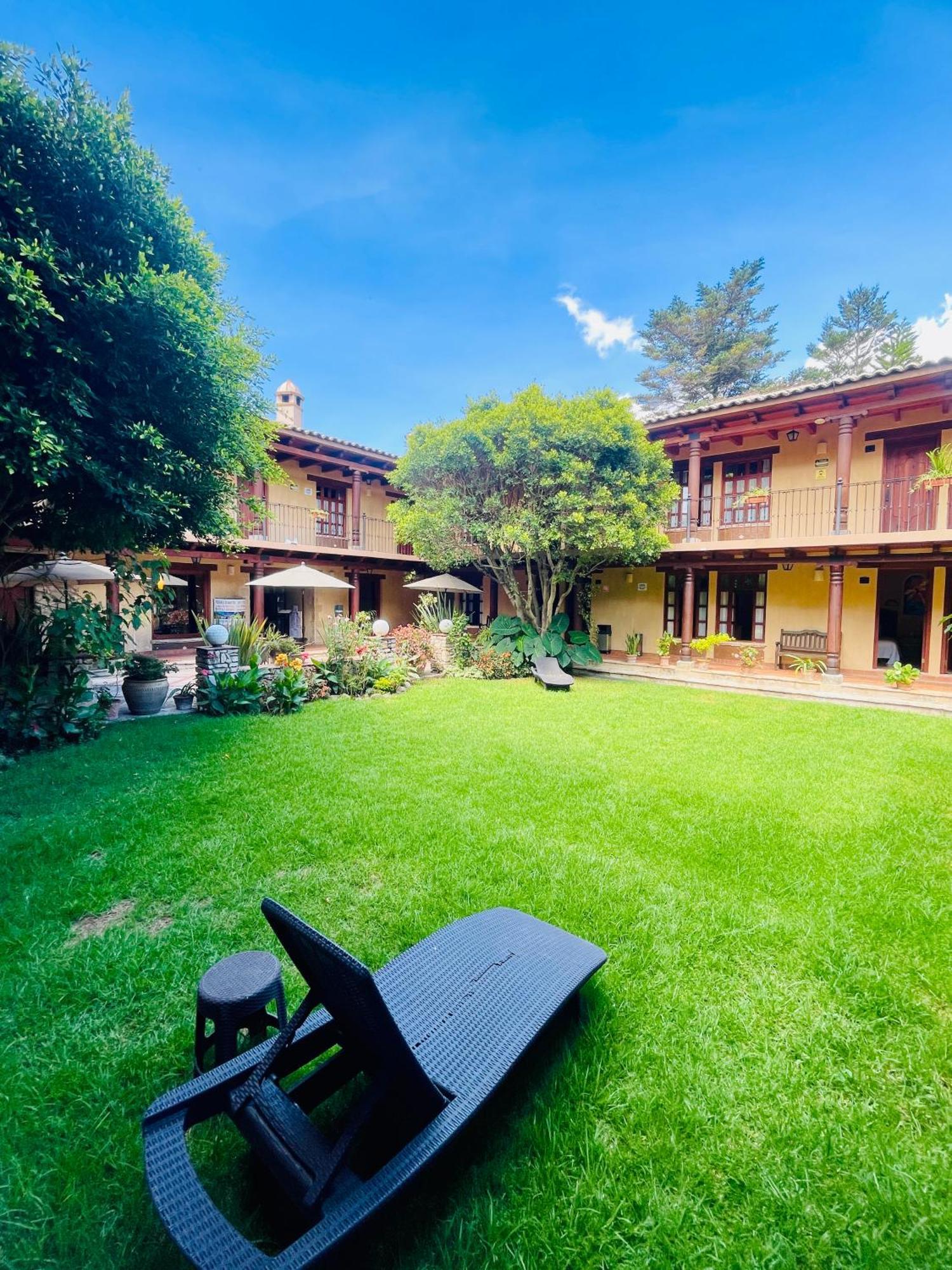 Parador Margarita San Cristóbal de Las Casas Exterior foto