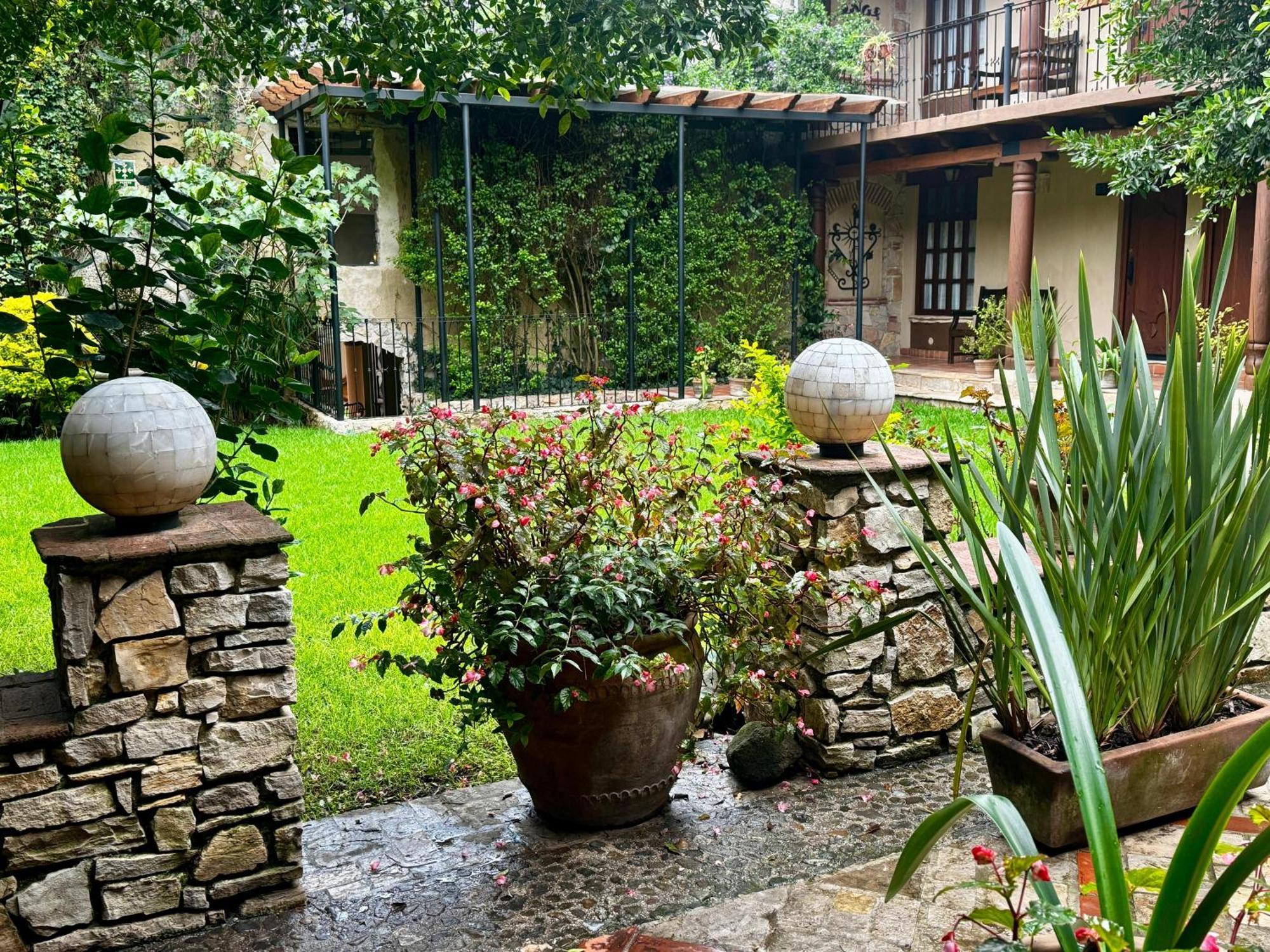 Parador Margarita San Cristóbal de Las Casas Exterior foto