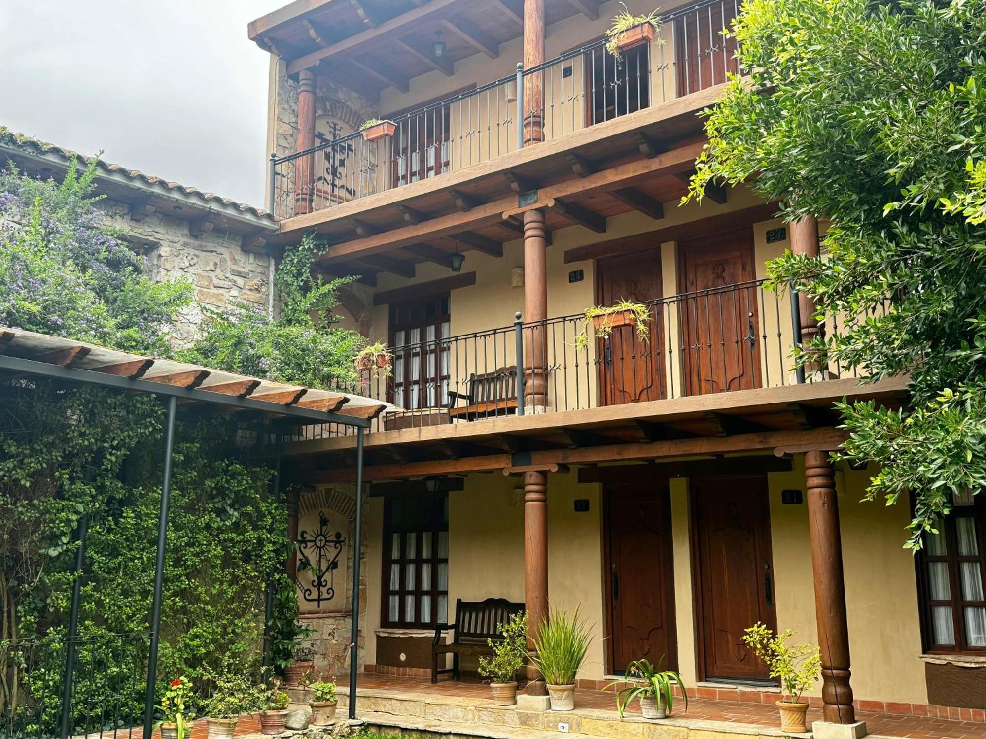 Parador Margarita San Cristóbal de Las Casas Exterior foto