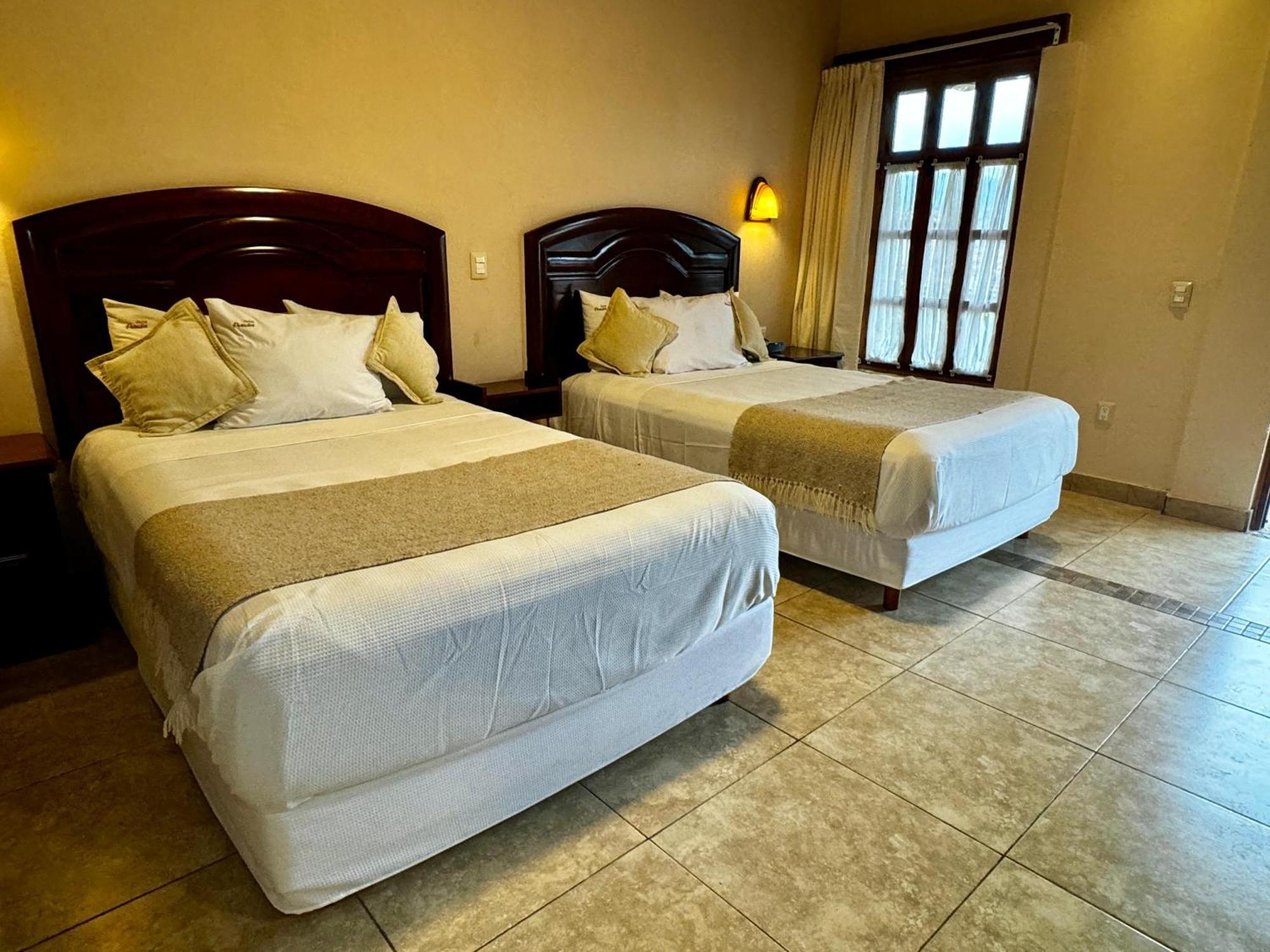 Parador Margarita San Cristóbal de Las Casas Exterior foto
